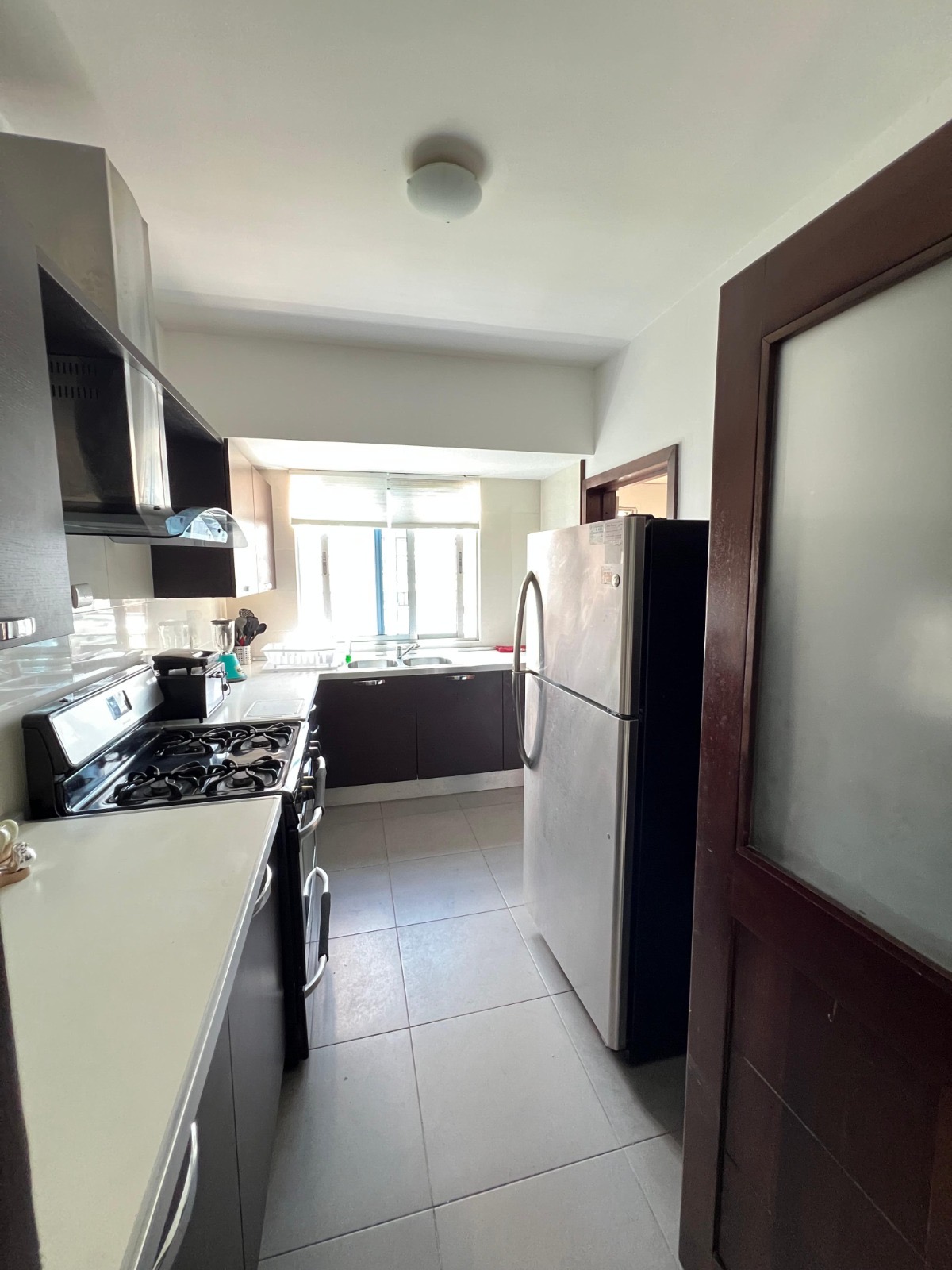 apartamentos - Alquiló amueblado en naco piso alto dos hab 2.5 ba 6