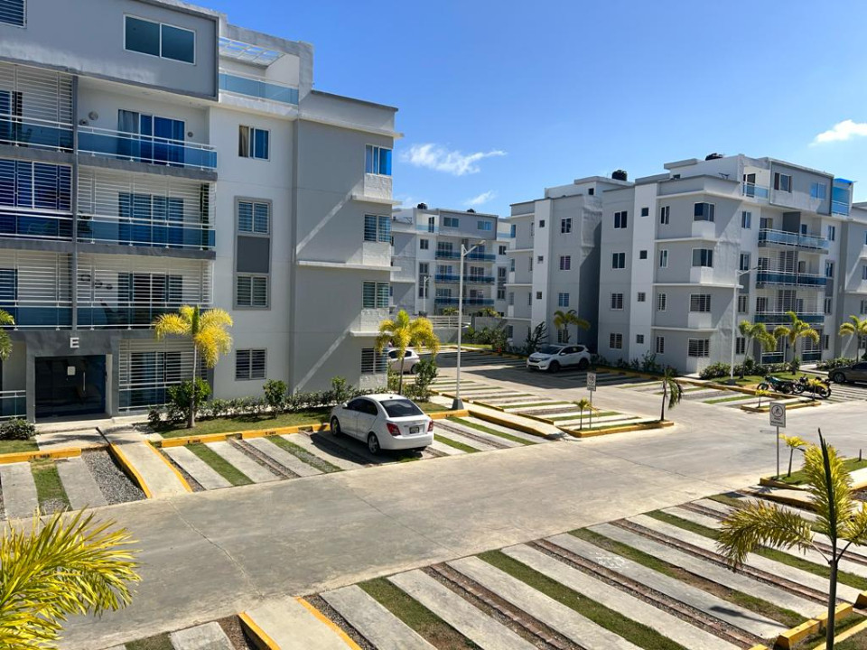 apartamentos - APARTAMENTO EN VENTA – RESIDENCIAL LAS CAYENAS SDE 8