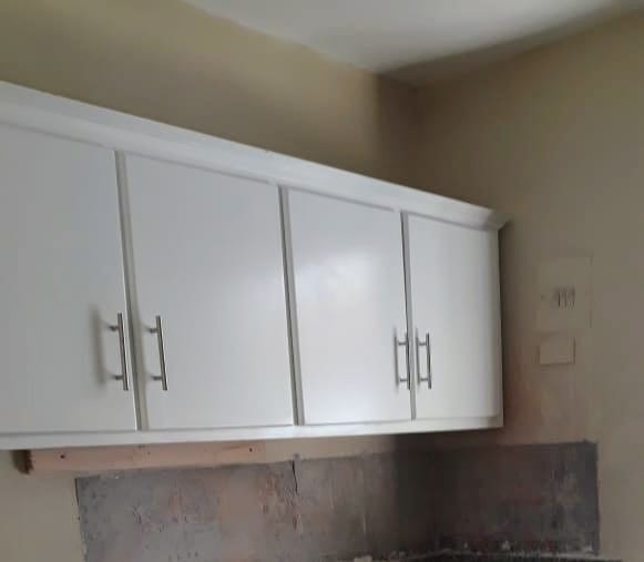 muebles y colchones - Armario de cocina blanco  1