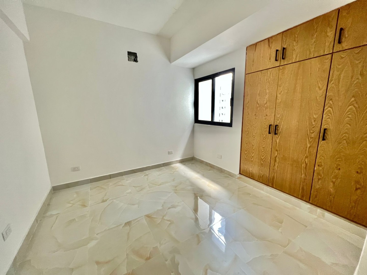 apartamentos - Se vende apartamento en Naco 3