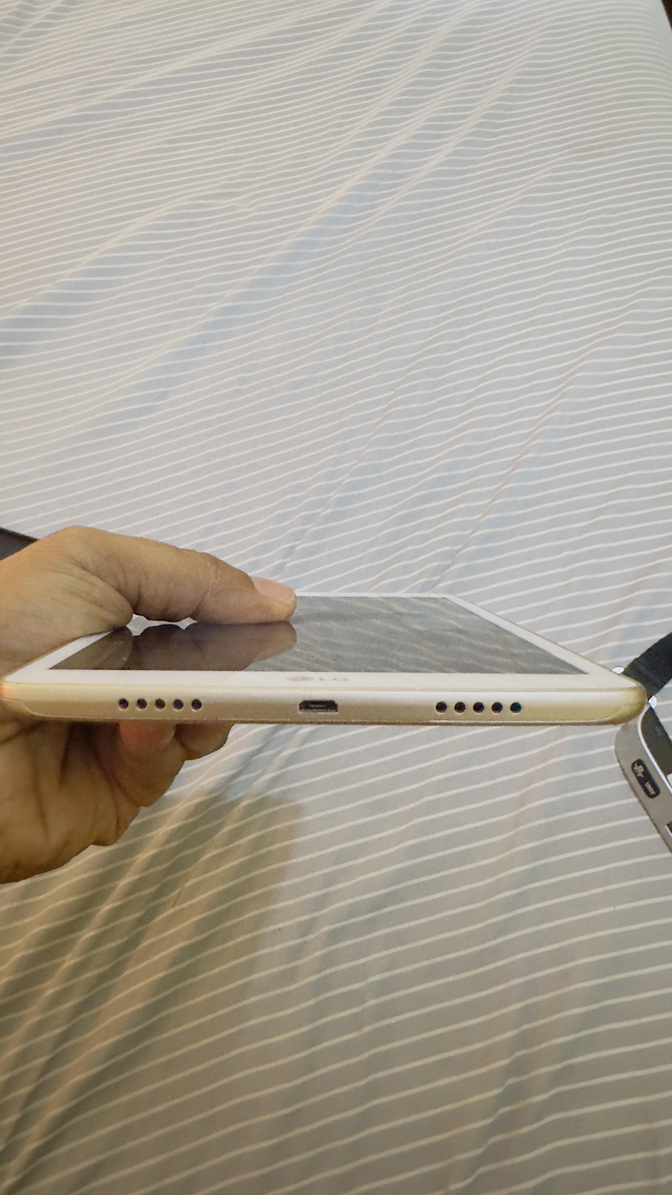 celulares y tabletas - TABLET LG G PAD 8 PULGADAS BLANCA WIFI 3