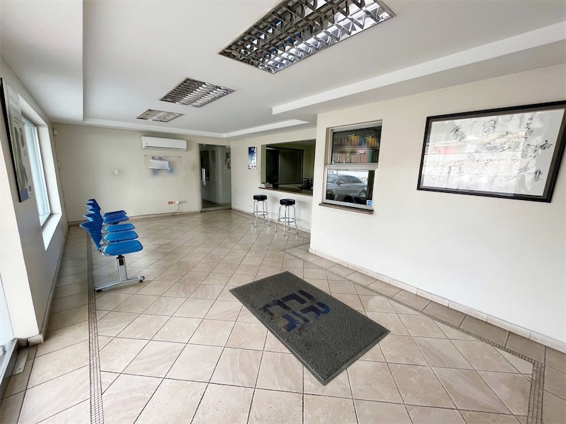 oficinas y locales comerciales - Local tres niveles 5