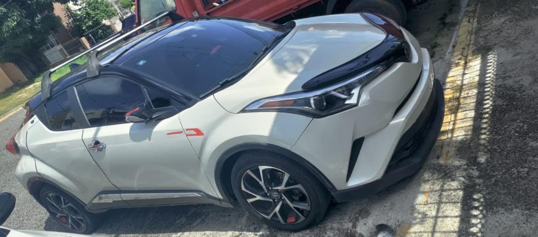 jeepetas y camionetas - Toyota CHR 2019 Full, Bicolor, Clean Carfax, No F 7