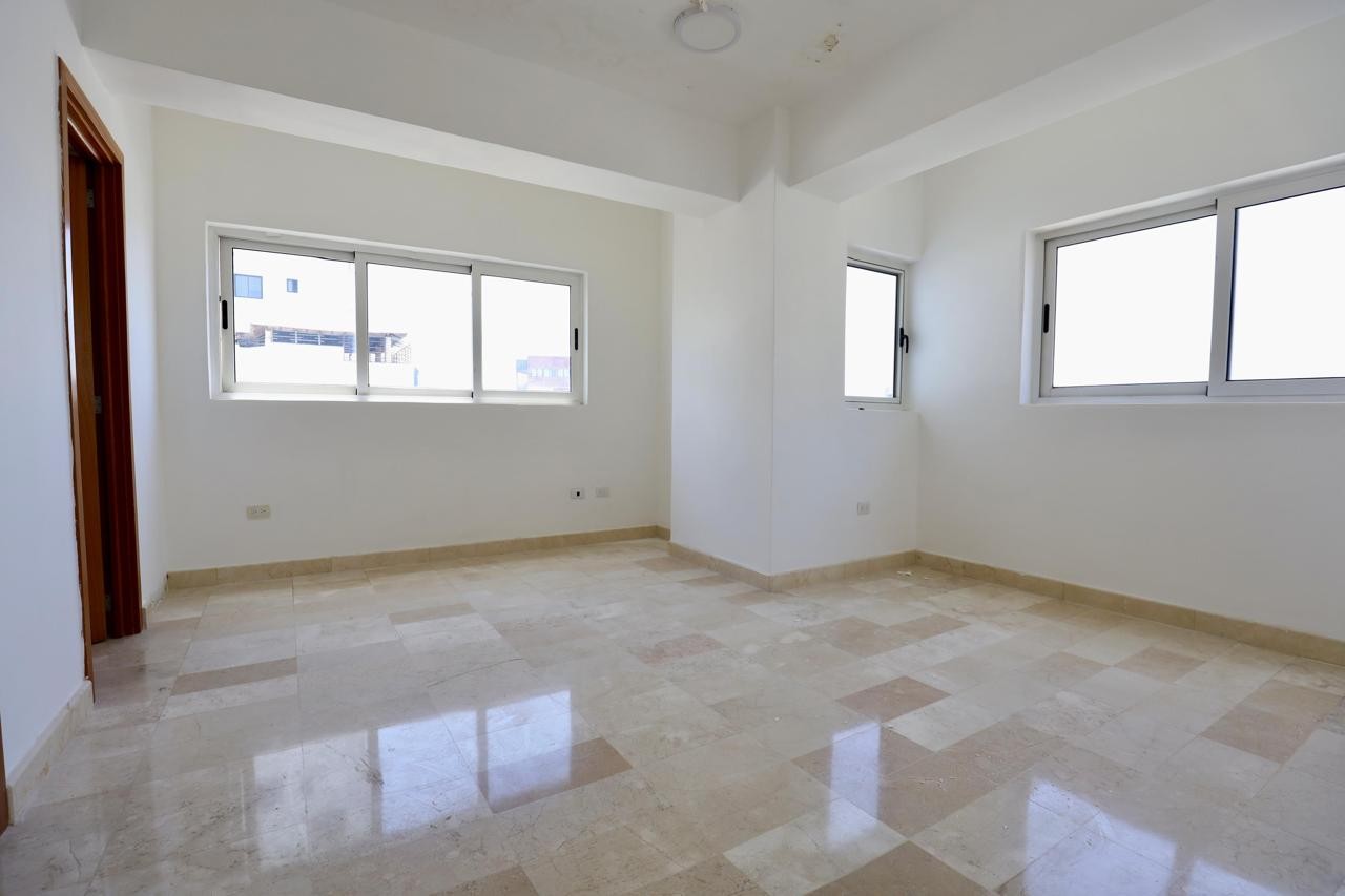 apartamentos - Penthouse Listo Ensanche Serralles  3