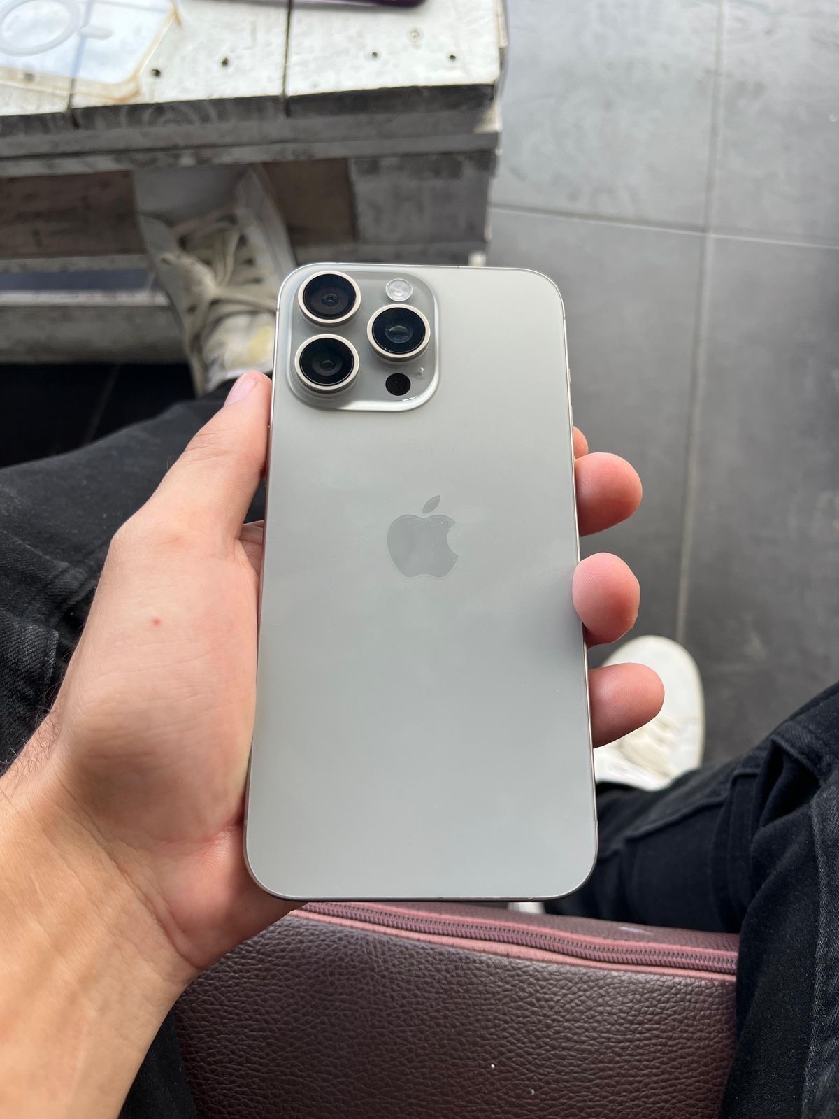 celulares y tabletas - IPhone 15 pro max  4