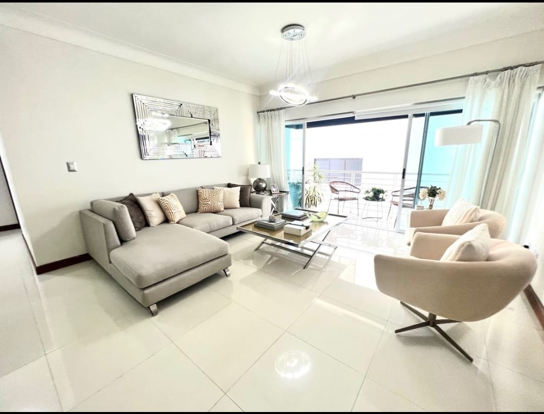 apartamentos - Vendo apartamento en el Ensanche Paraíso  0