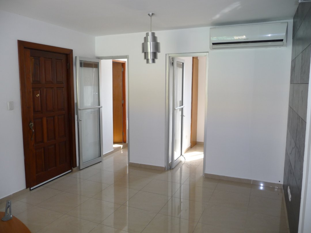 oficinas y locales comerciales - Oficina en Naco Avenida Roberto Pastoriza 1