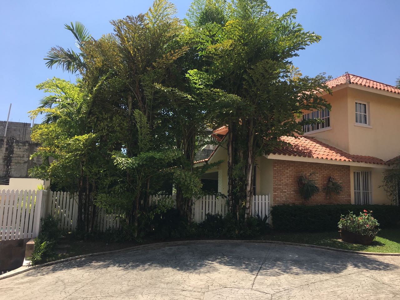 casas - Se vende hermosa casa en Arroyo Hondo II 3