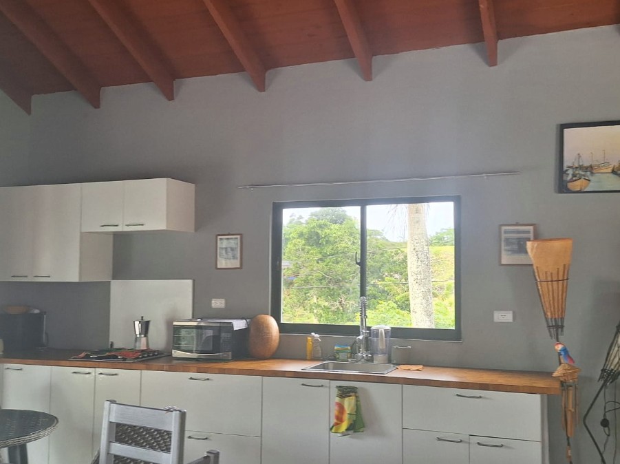 casas vacacionales y villas - Venta, Villa de 3 Habitaciones con piscina, Rio San Juan 3
