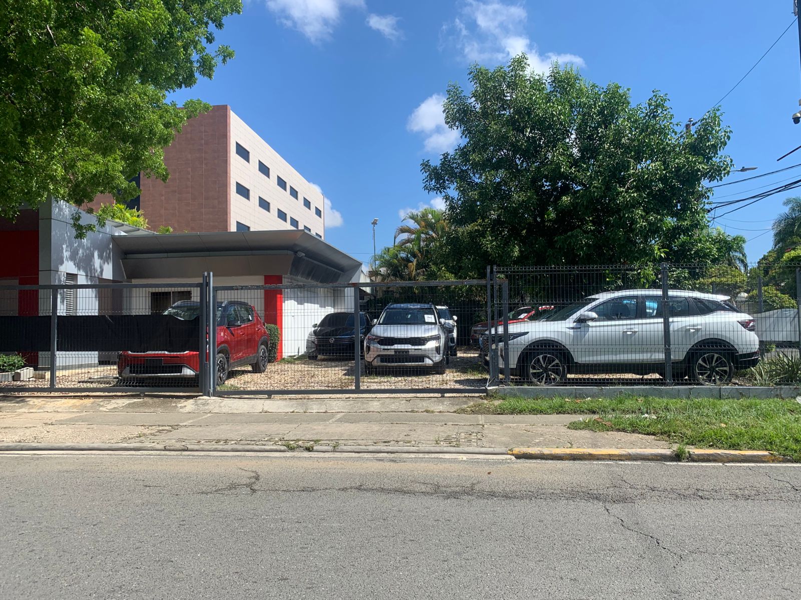 oficinas y locales comerciales - Local céntrico en los prados  7