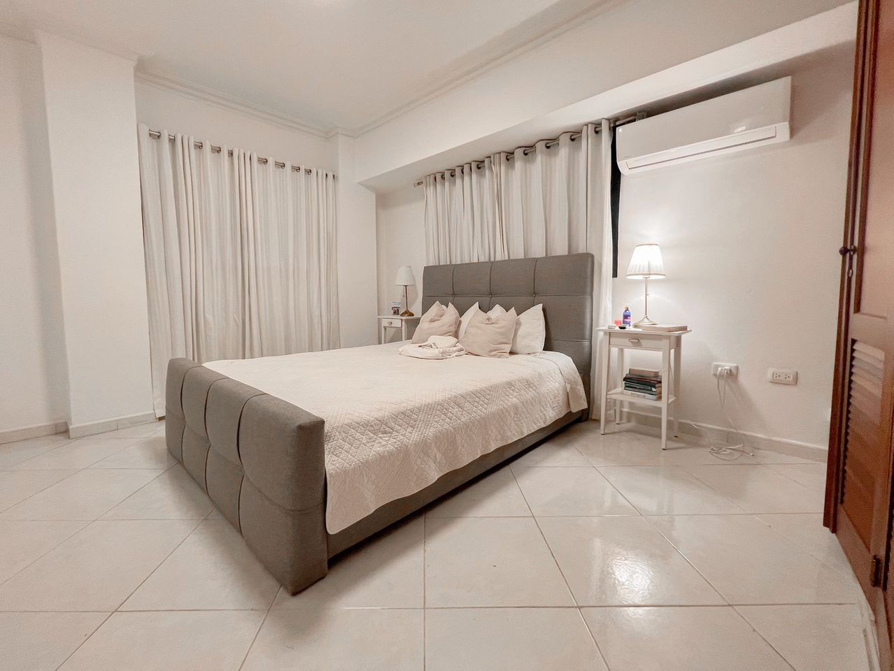 apartamentos - Alquiler apartamento En Ens. Naco 1