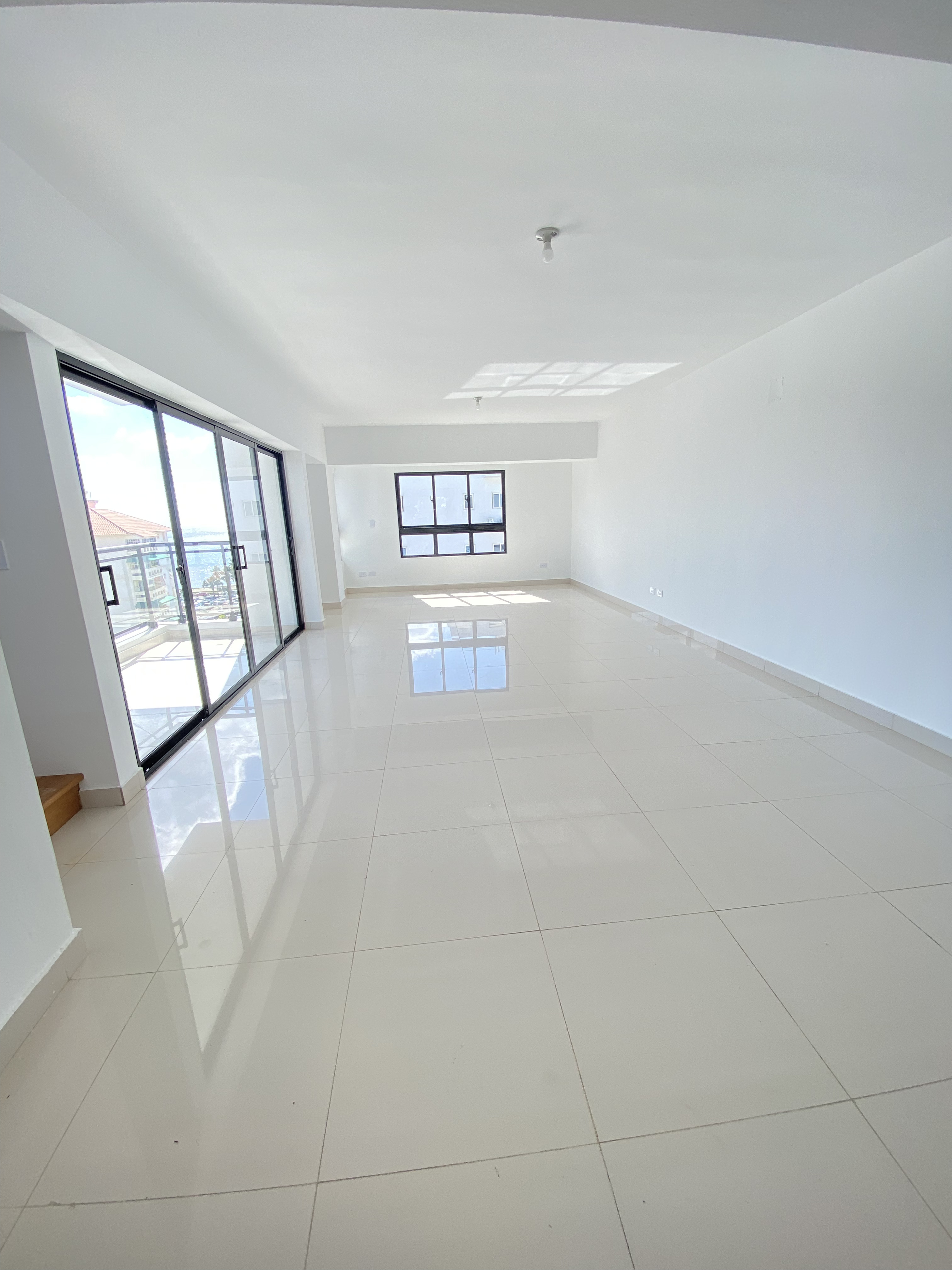 apartamentos - ALQUILER DE PENTHOUSE EN LA ZONA UNIVERSITARIA 3