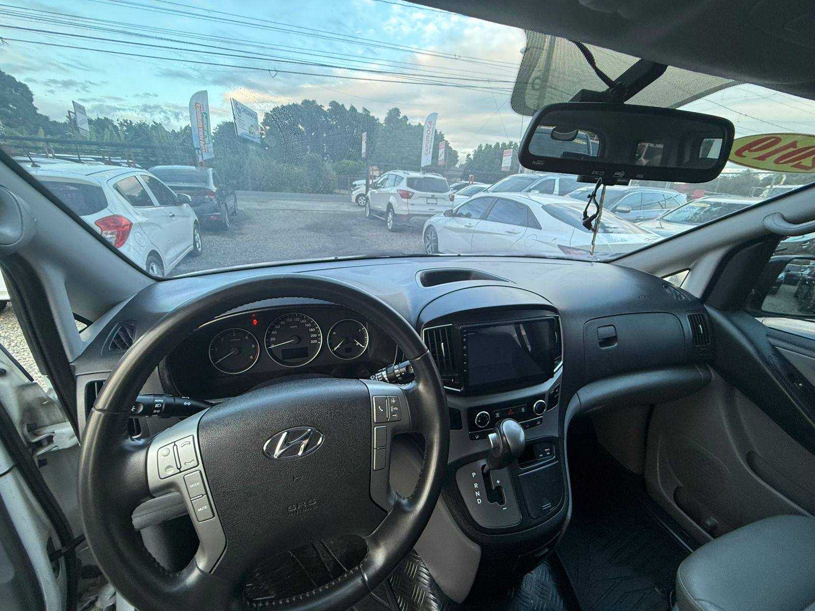 otros vehiculos - HYUNDAI GRAND STAREX H-1 2019 PRIVADA 7