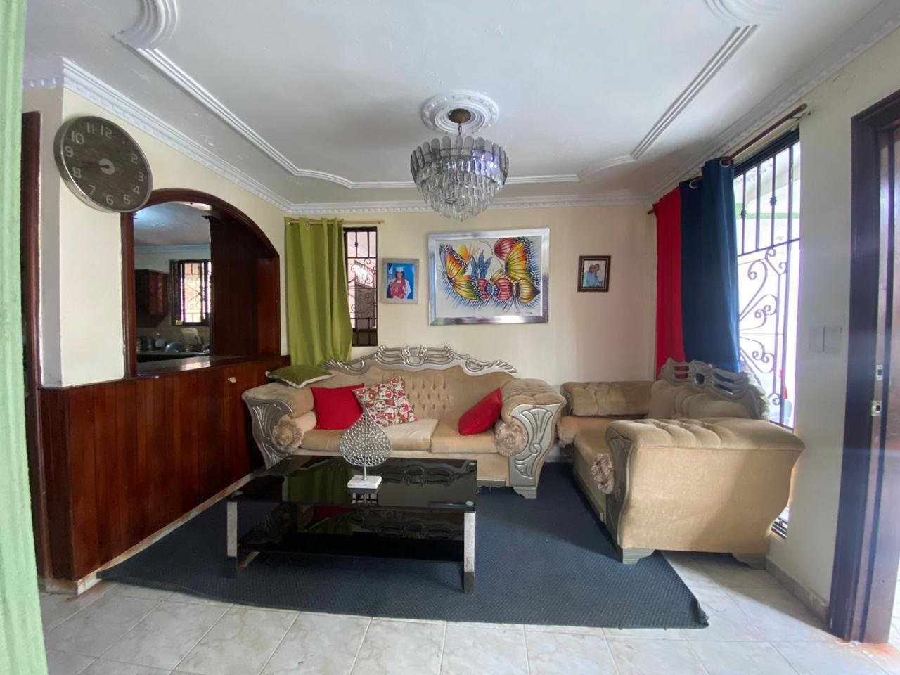 casas - Vendo casa titulo definitivo Buena Vista primera  0