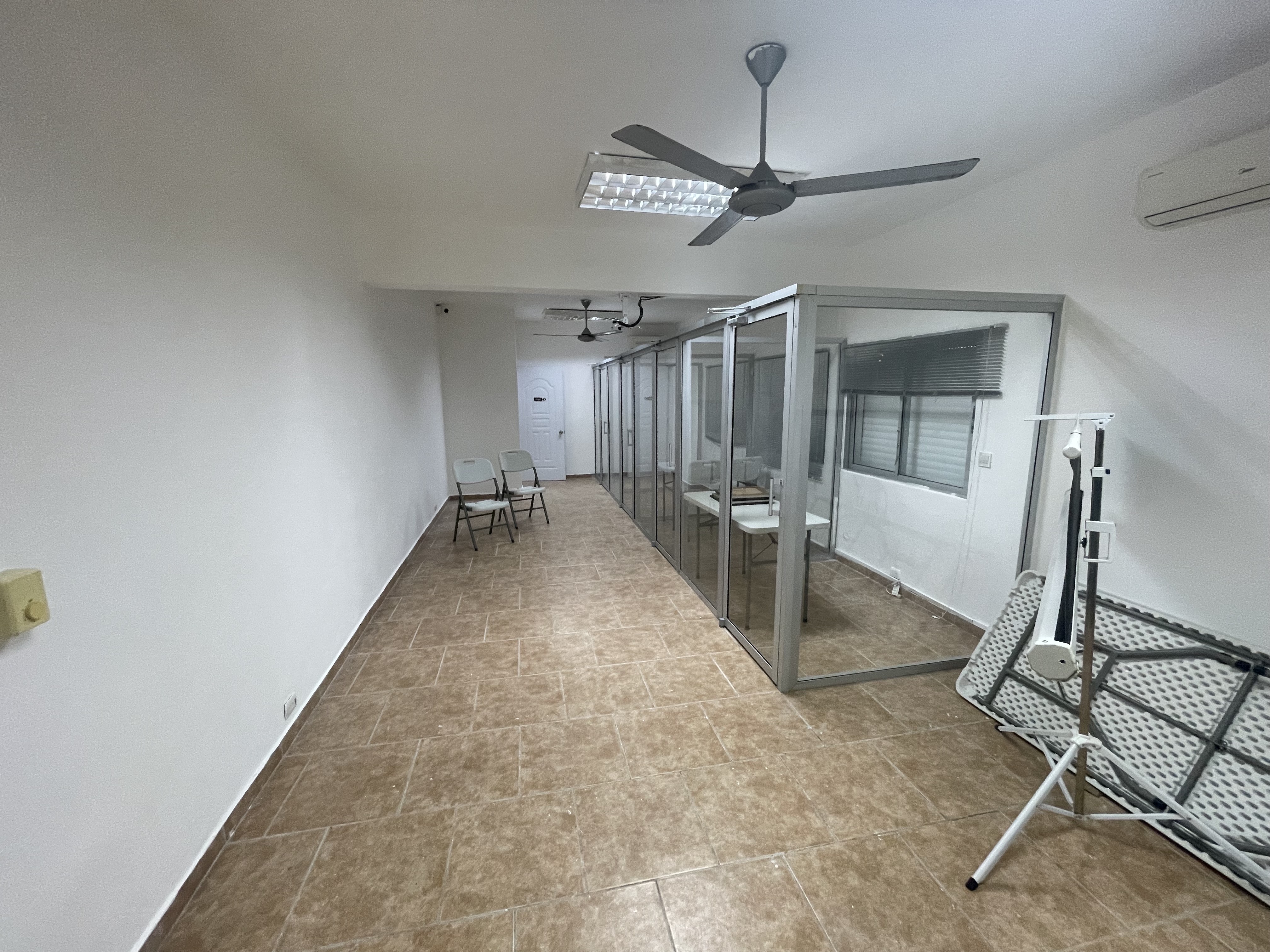 oficinas y locales comerciales - Alquilo Local Comercial en Santo Domingo Distrito Nacional  8
