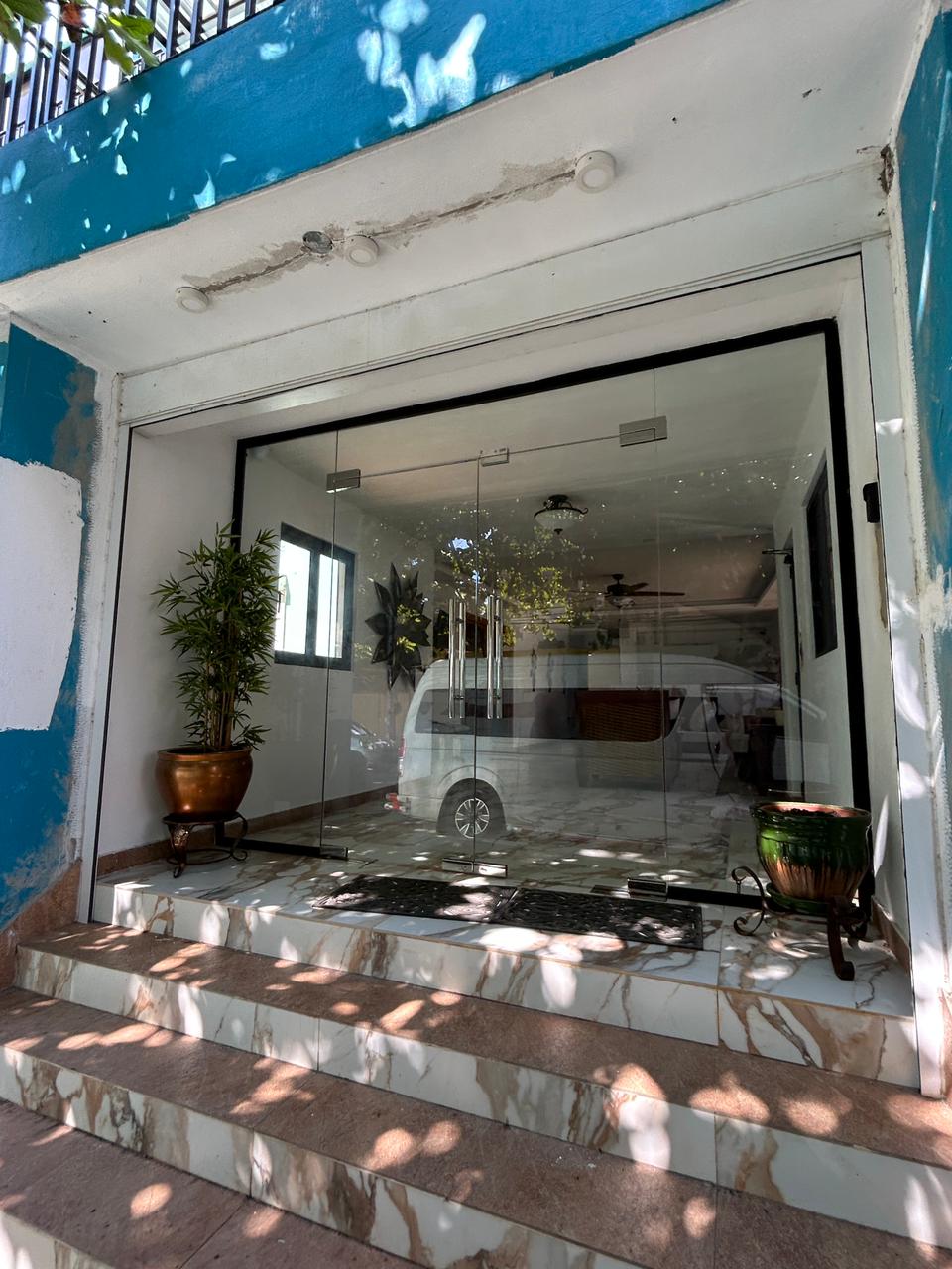 otros inmuebles - SE VENDE O SE ALQUILA EDIFICIO DE 7 NIVELES GAZCUE 0
