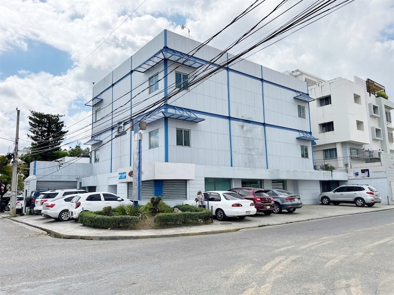 oficinas y locales comerciales - Local tres niveles 6