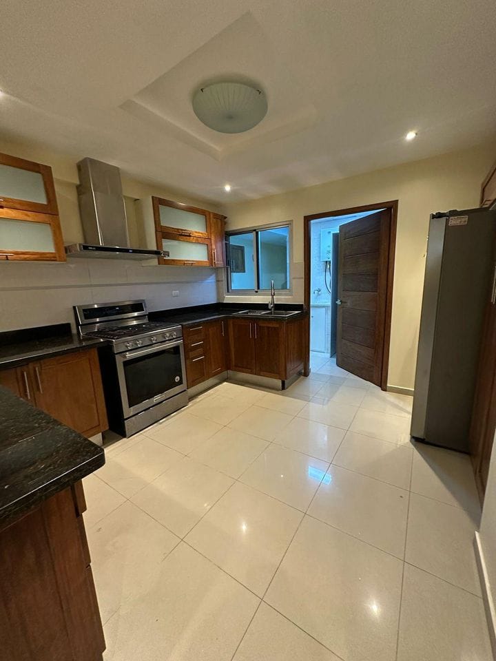 apartamentos - Apartamento en alquiler Piantini Prox a Blue Mall 3