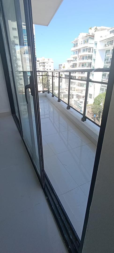 apartamentos - ¡El Real Apartamento con Excelente distribución y amplios espacios! 0