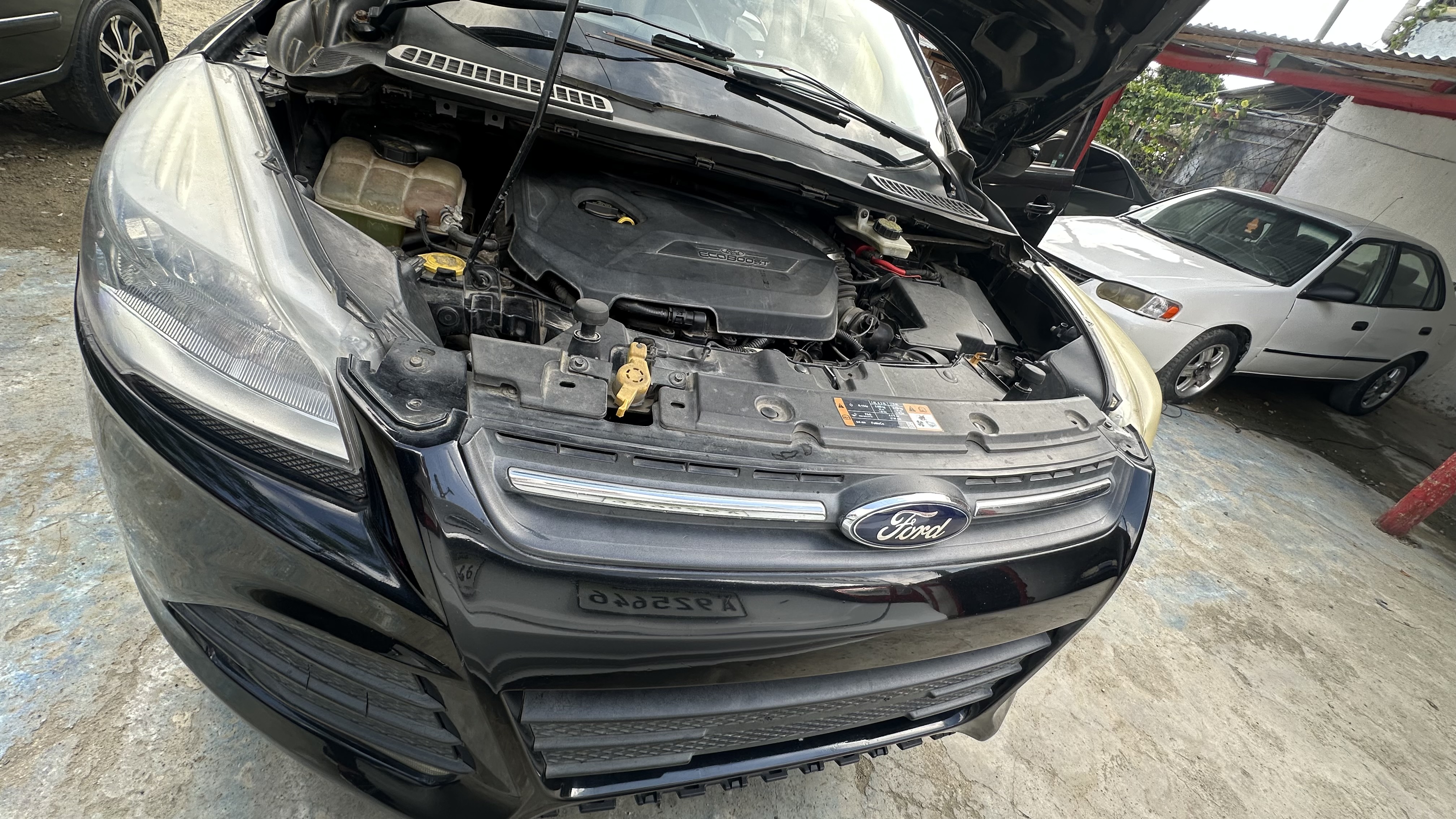 jeepetas y camionetas - FORD ESCAPE ECONÓMICA EN OFERTA 3