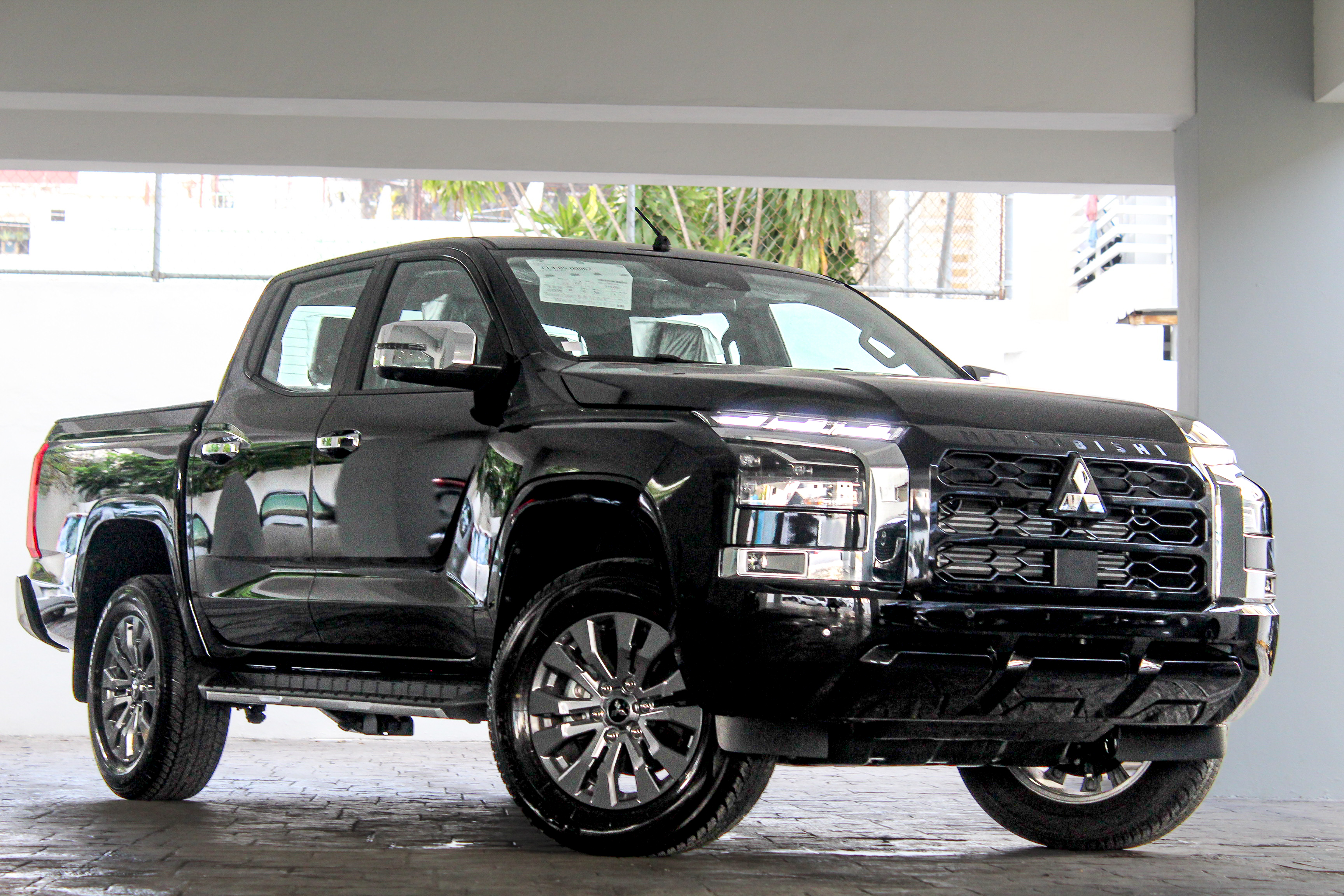 camiones y vehiculos pesados - Mitsubishi L 200 2025 0