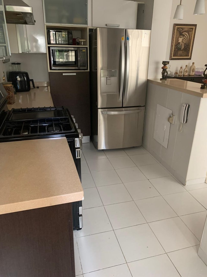 apartamentos - Alquiler Apartamento Amueblado de 3 Habitaciones, Urbanización Real 4