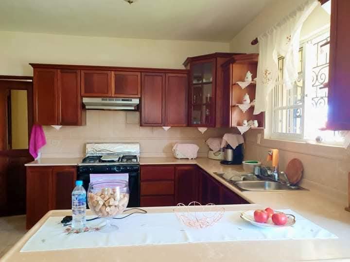 casas - #DEVENTA: Casa en Arroyo Hondo. Espaciosa  2