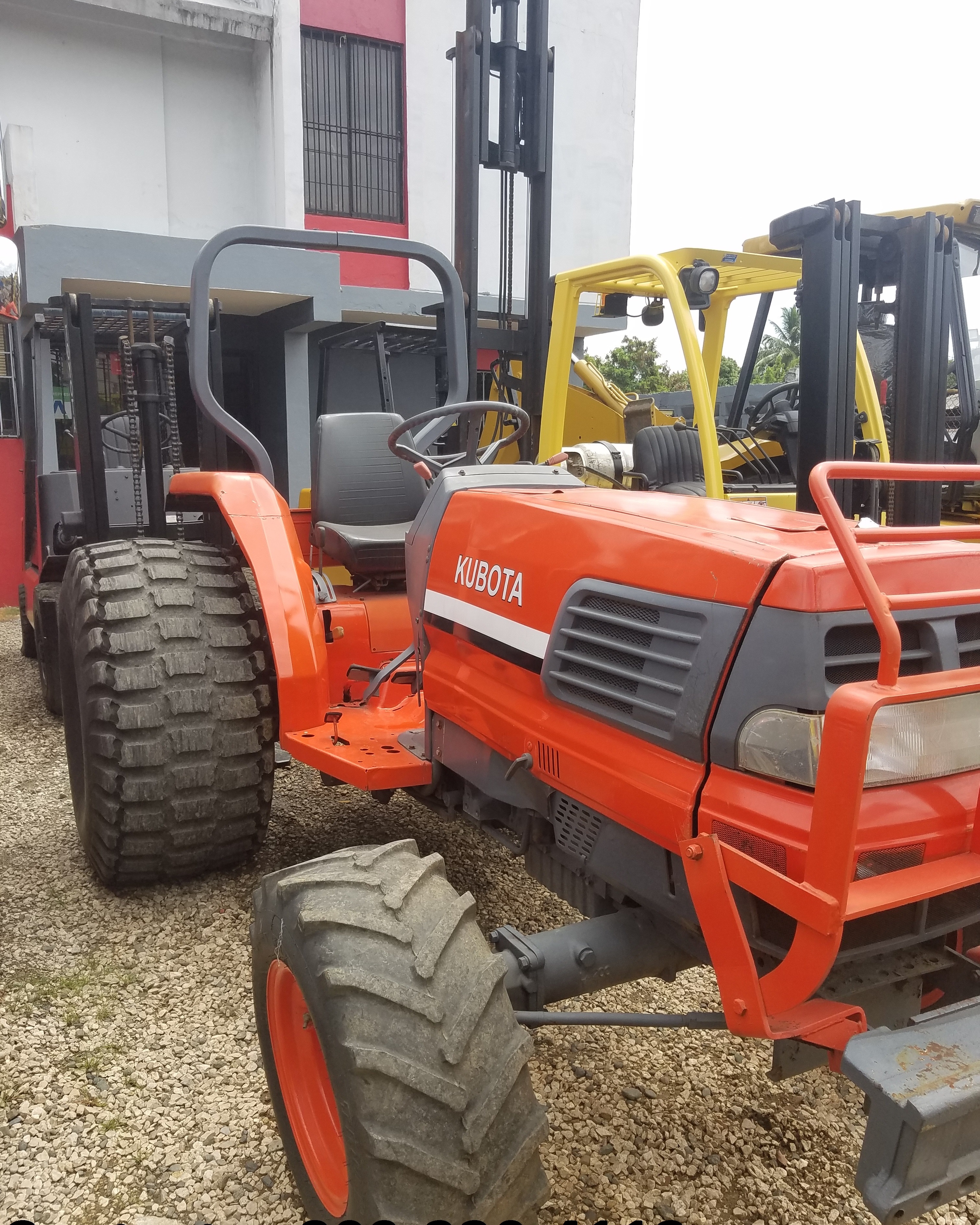 otros vehiculos - tractor kubota 4x4 32hp  6