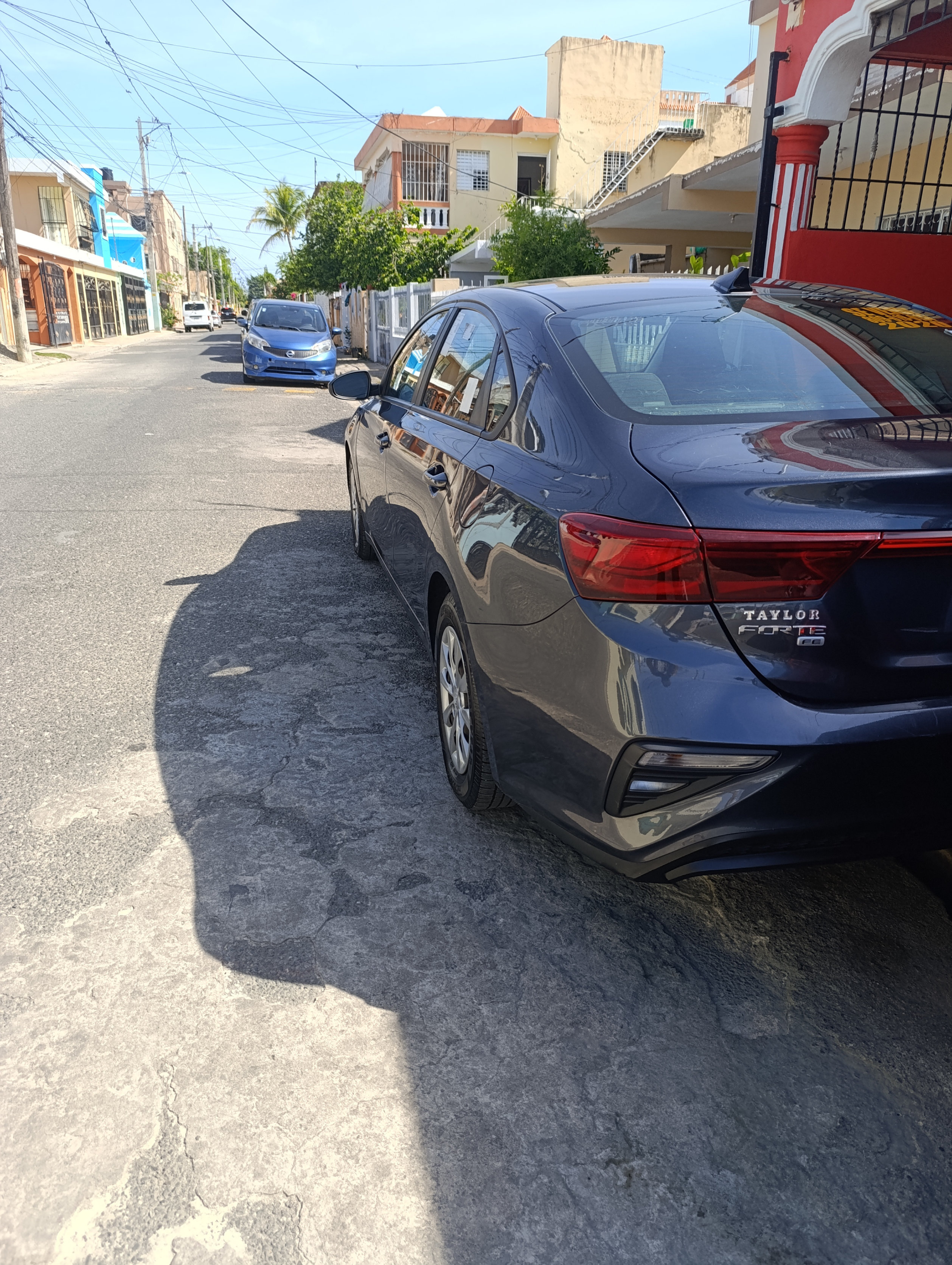 carros - Kia Forte