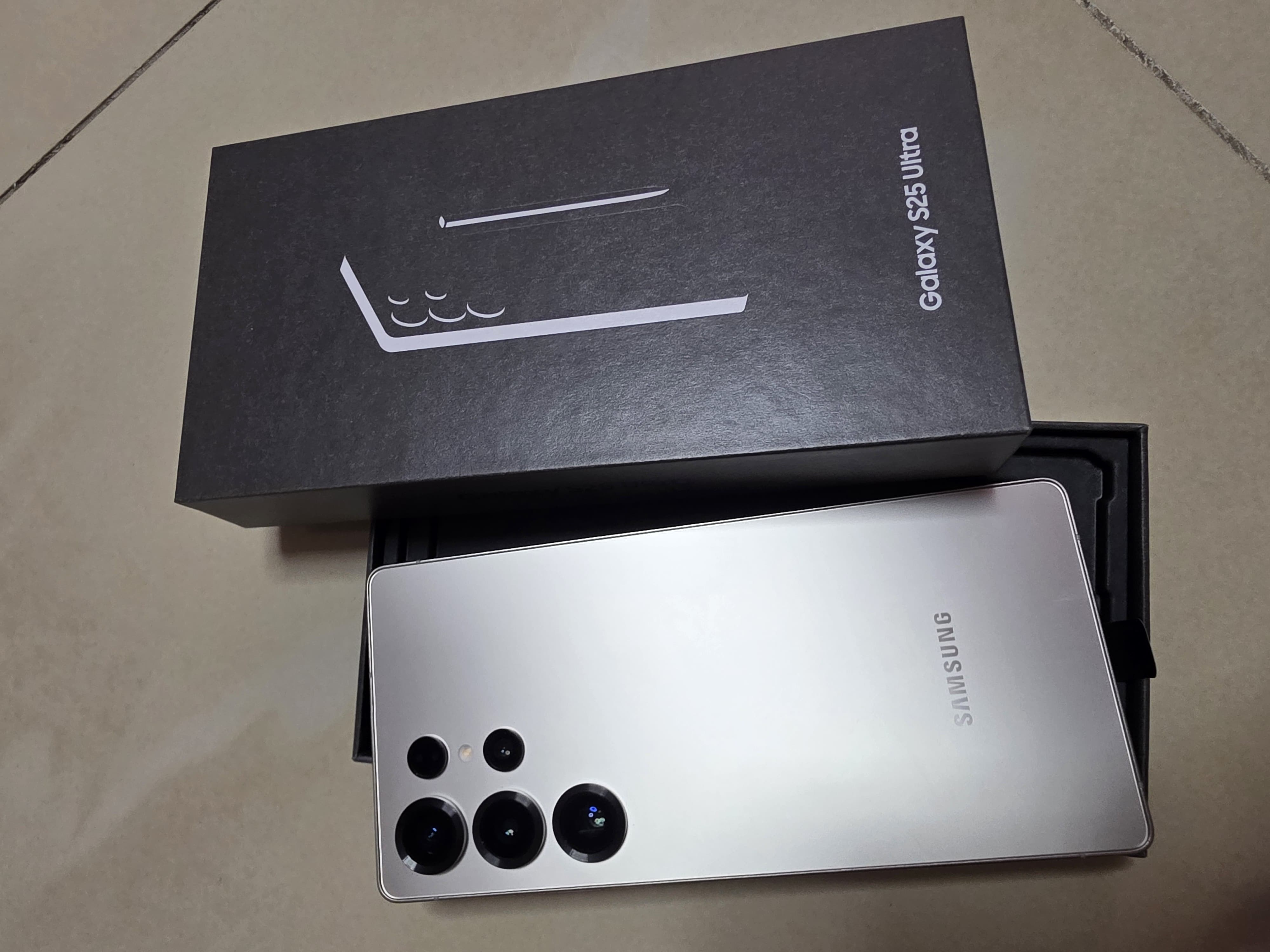 celulares y tabletas - Samsung Galaxy S25 Ultra 512GB  2