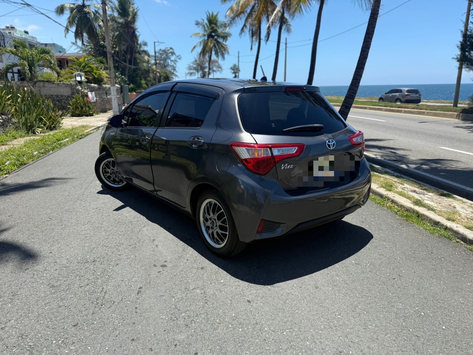 carros - Toyota Vitz 2018 8
