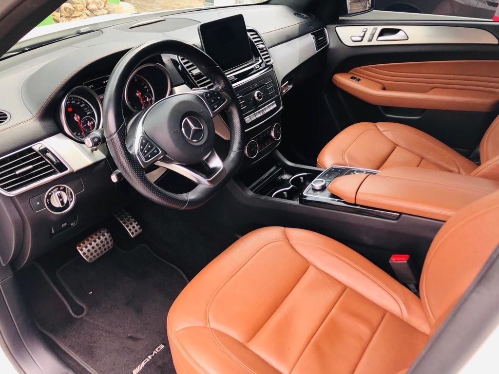 jeepetas y camionetas - Vendo Mercedes Benz GLE 43 negociable  1
