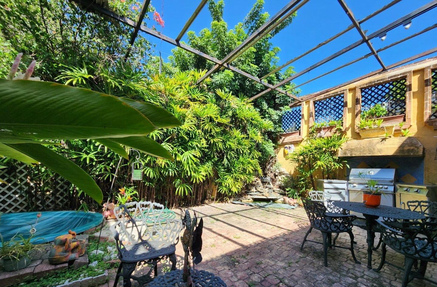 casas - Hermosa Casa Colonial de 650 MTS En Gazcue 