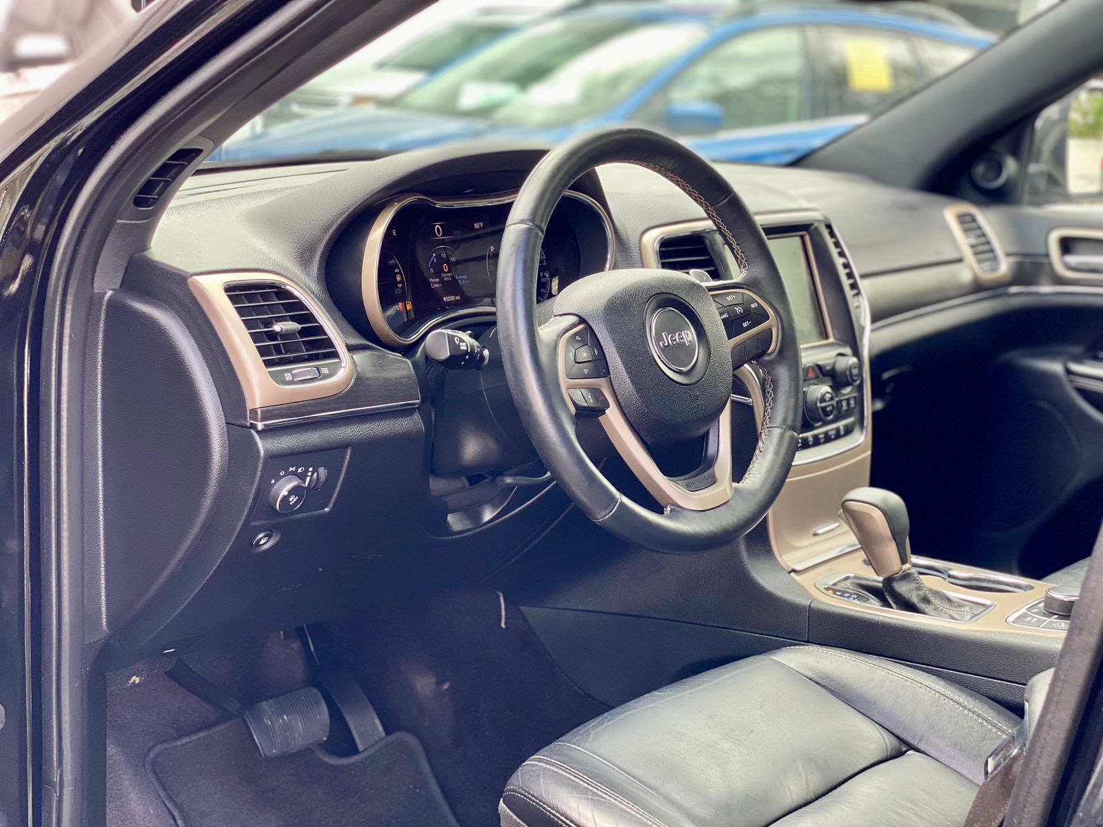 jeepetas y camionetas - Jeep Grand Cherokee Limited 2017 3