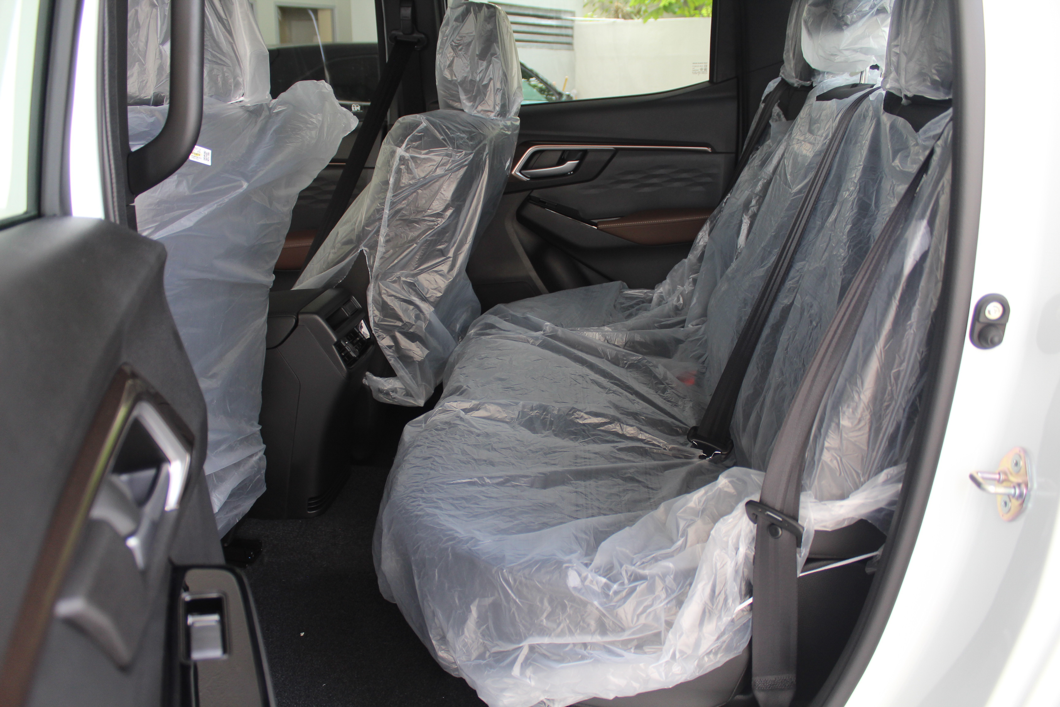 jeepetas y camionetas - Isuzu Dmax Full 2026 Blanco 4