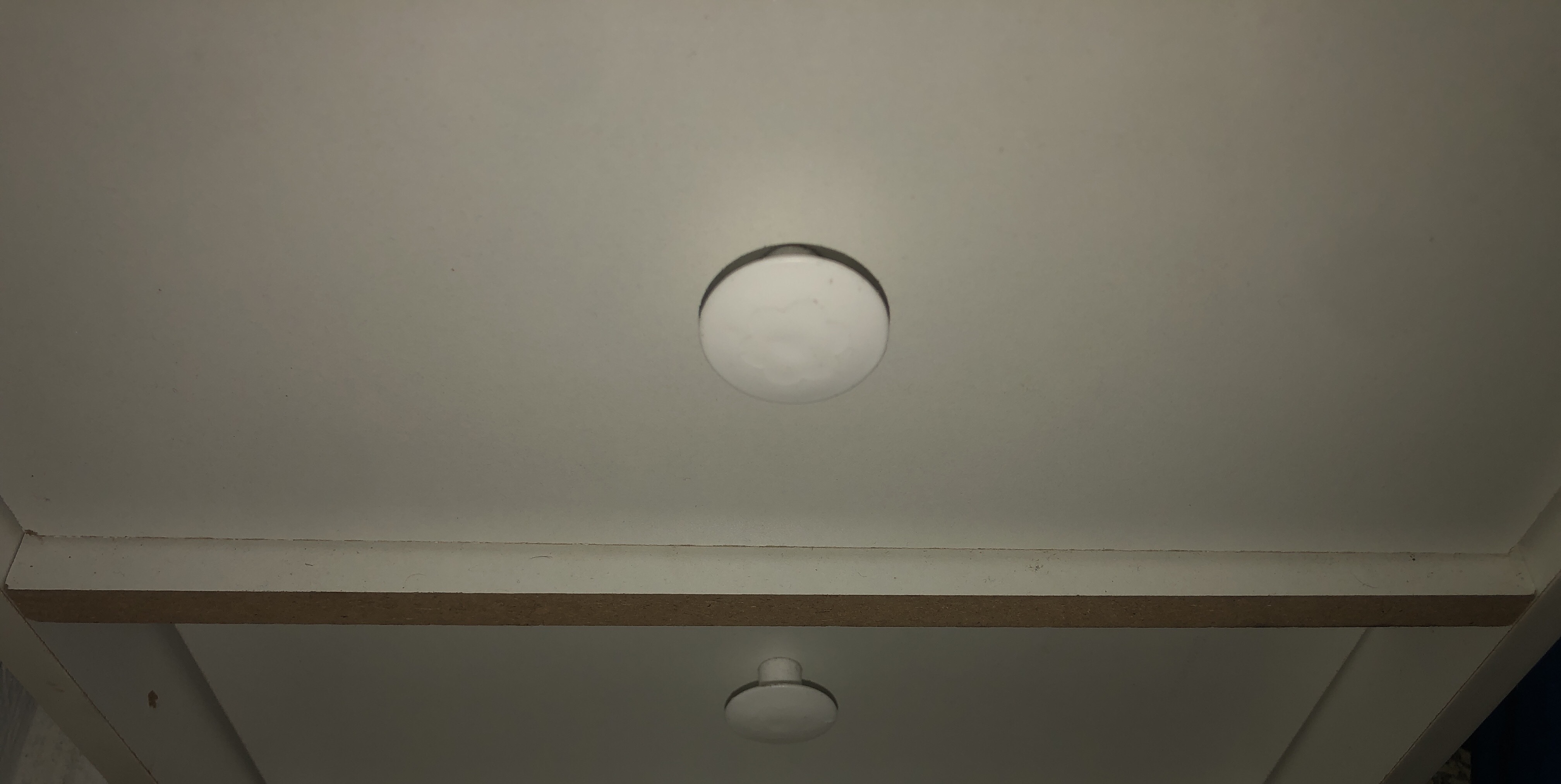 muebles y colchones - mesa de noche blanca, mini armario de dos cajones 

 1