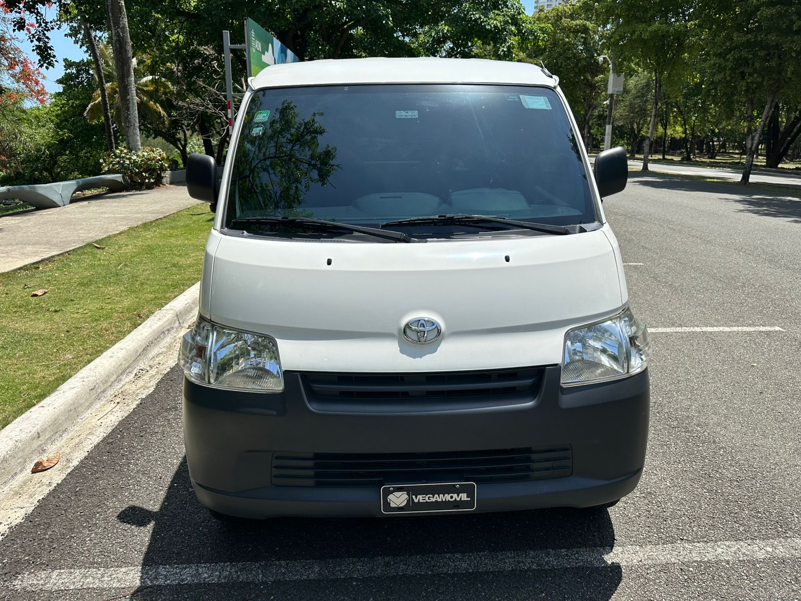 jeepetas y camionetas - TOYOTA LITE ACE 2023 - SOLO 1,894 KM 1