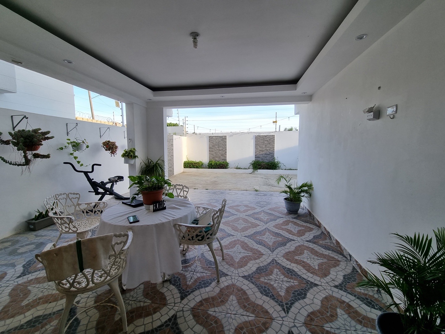 casas - Casa en Venta en Prado Oriental el mejor sector de Santo Domingo Este, en la Aut 3