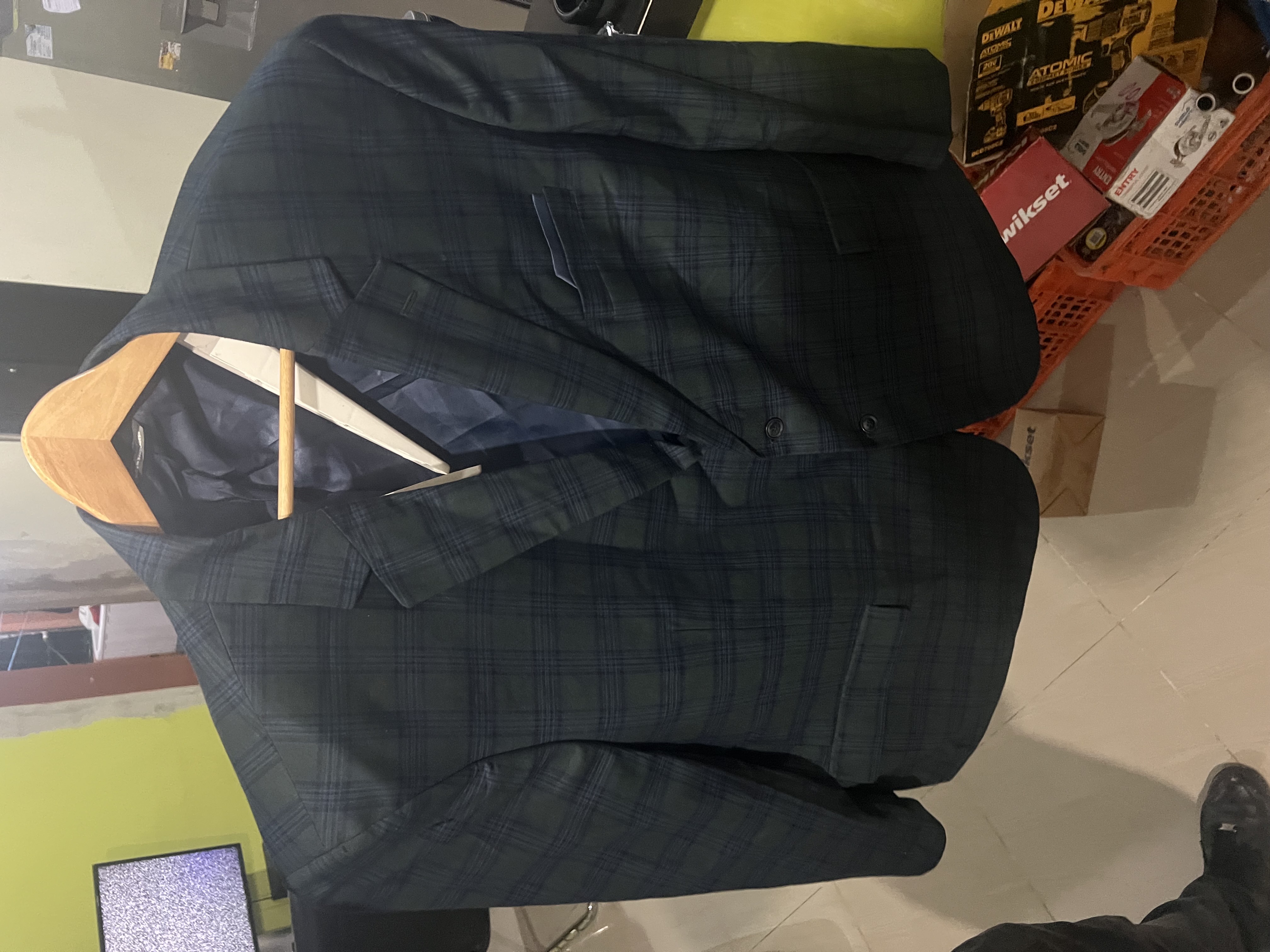 ropa para hombre - Trajes marca Oak hill y 1 Ralph Lauren.
Size grandes 3xl 4xl 2