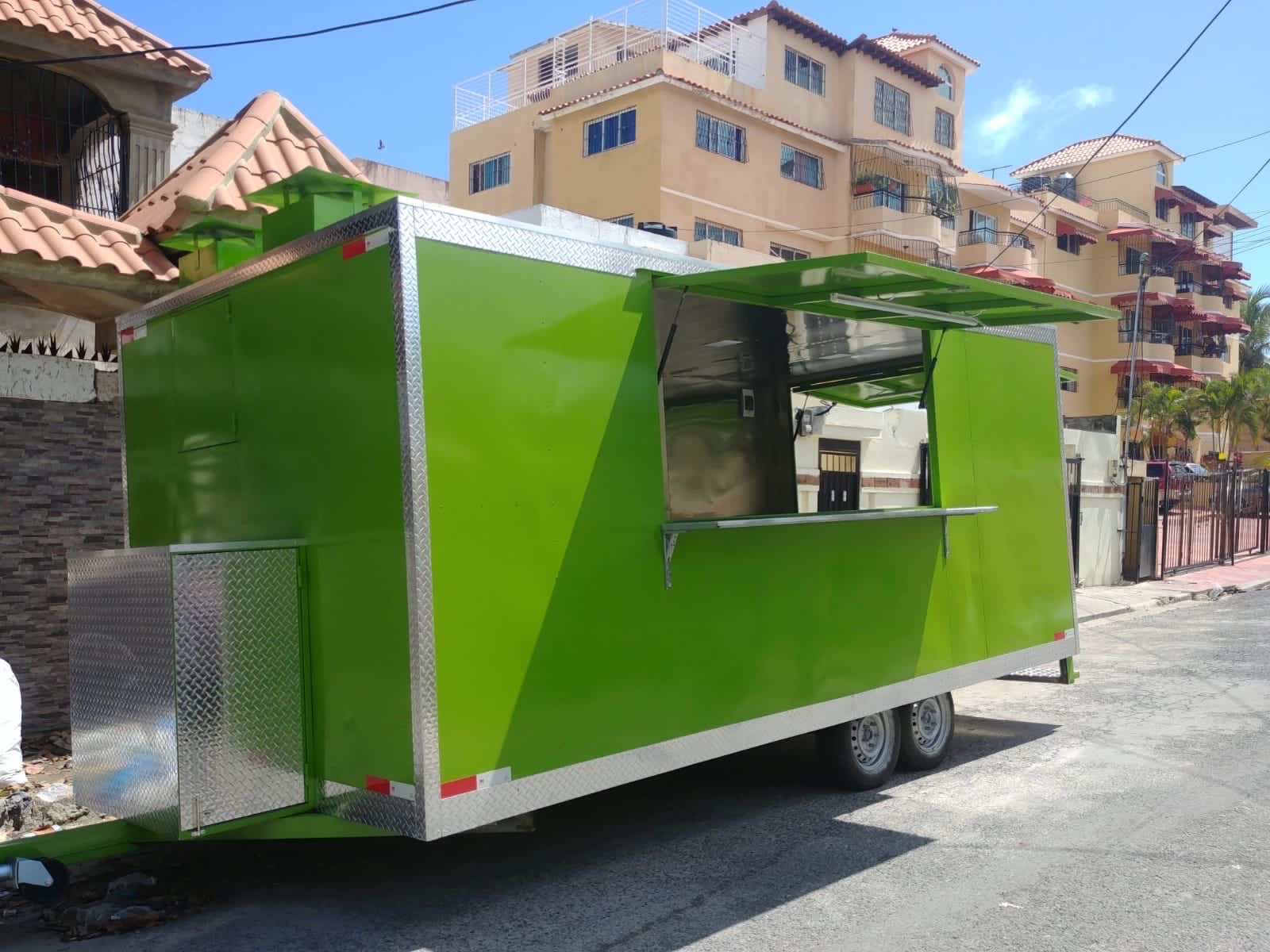 servicios profesionales - Preparación de estructura Food Truck.
¡Damos forma a tu idea sobre ruedas! 0