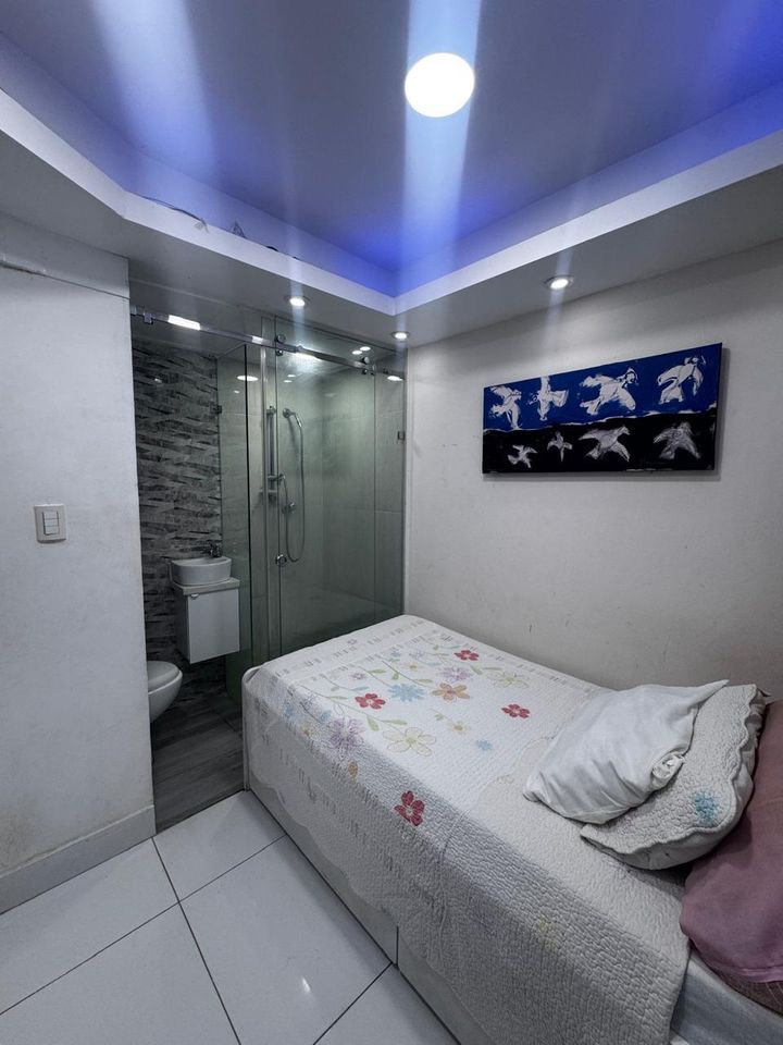 apartamentos - Apartamento Clásico en arroyo hondo  3