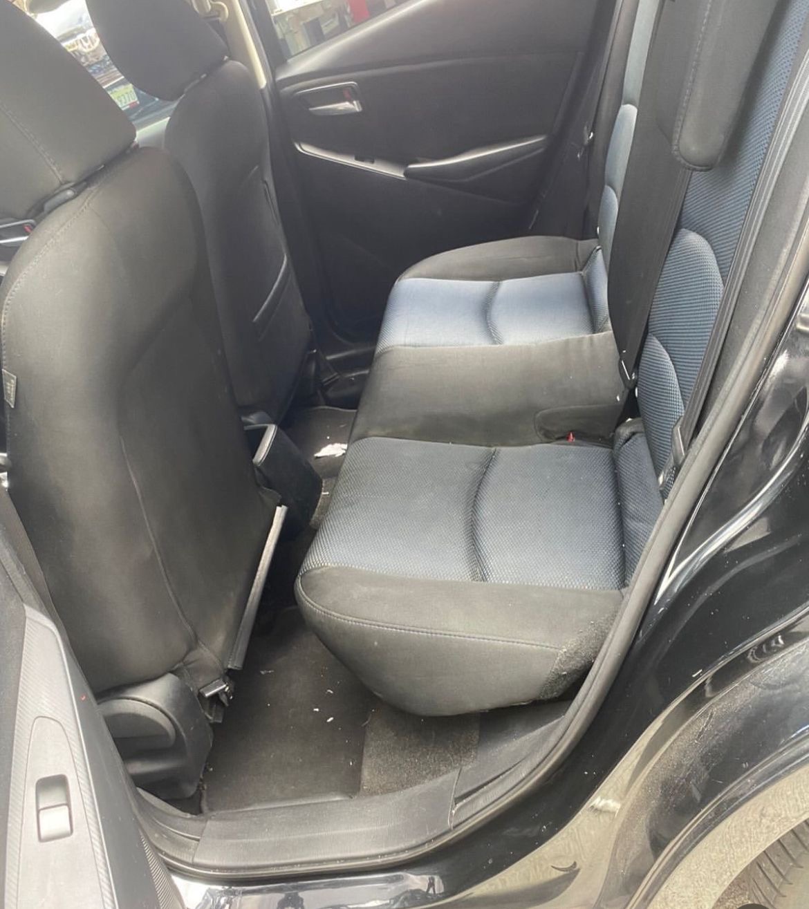 carros - Toyota Yaris  0