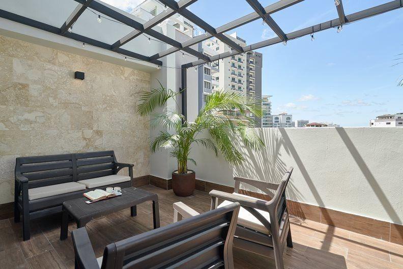apartamentos - Alquilo apartamento amueblado con terraza privada 5