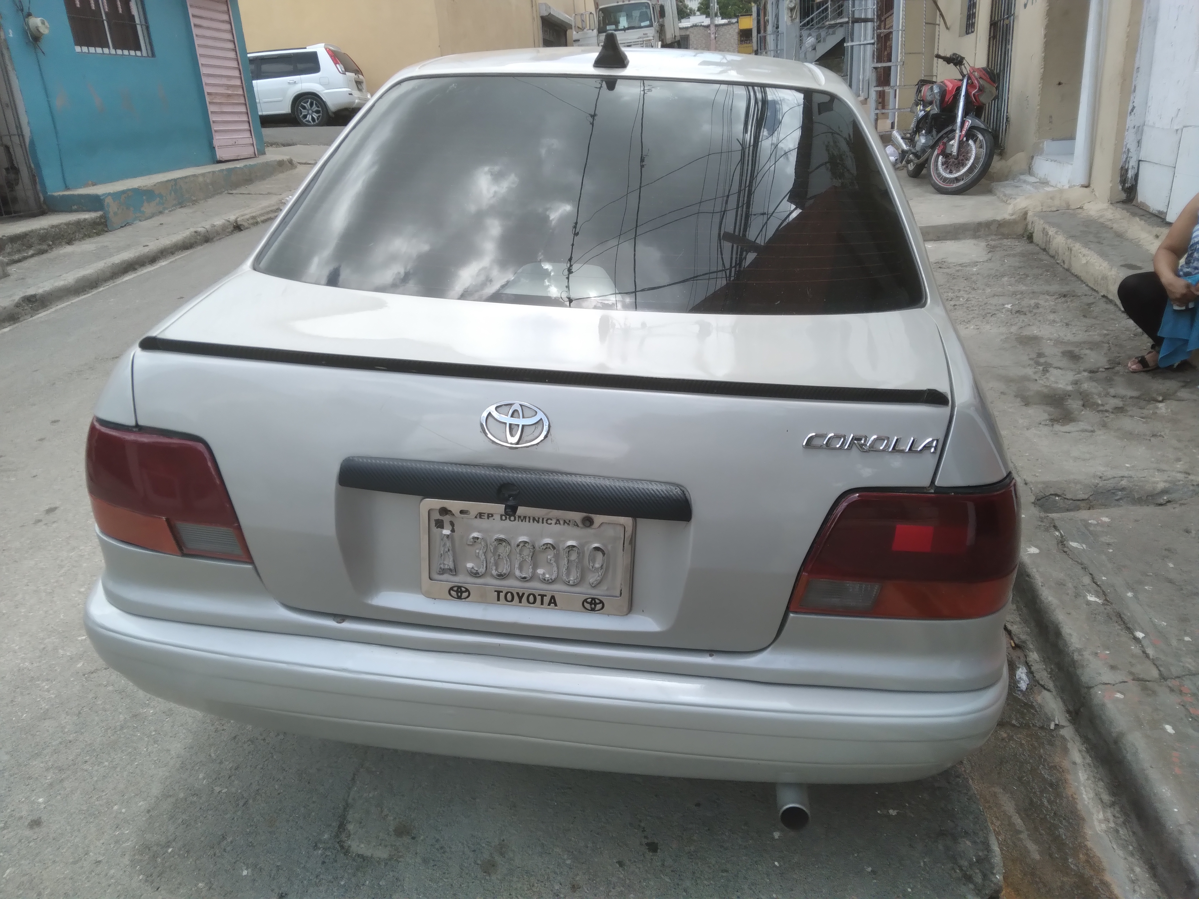 carros - Carro Toyota Corolla en oferta, en buena condición 2