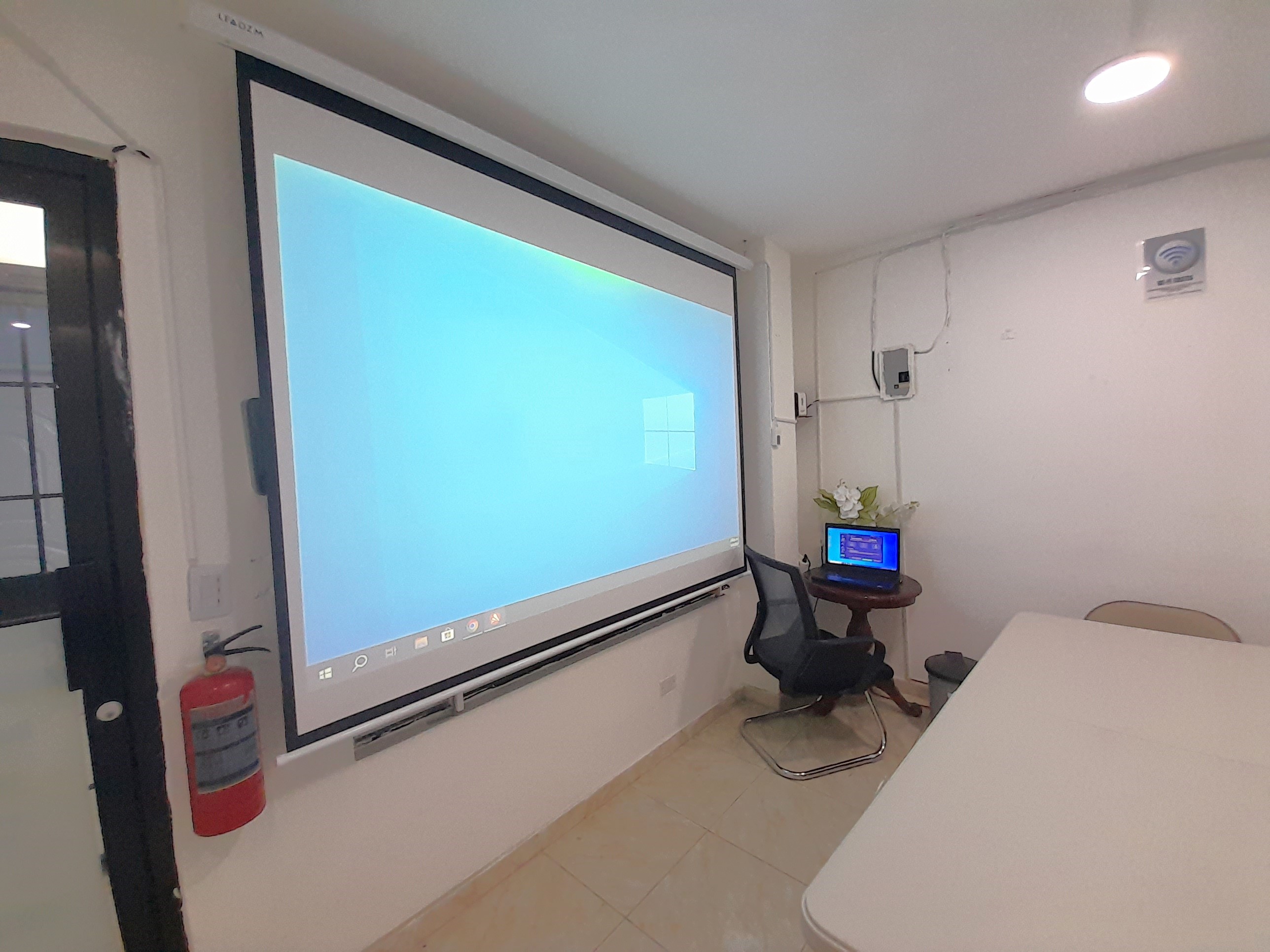otros inmuebles - Tenemos la mejor aula al mejor precio para cursos  1