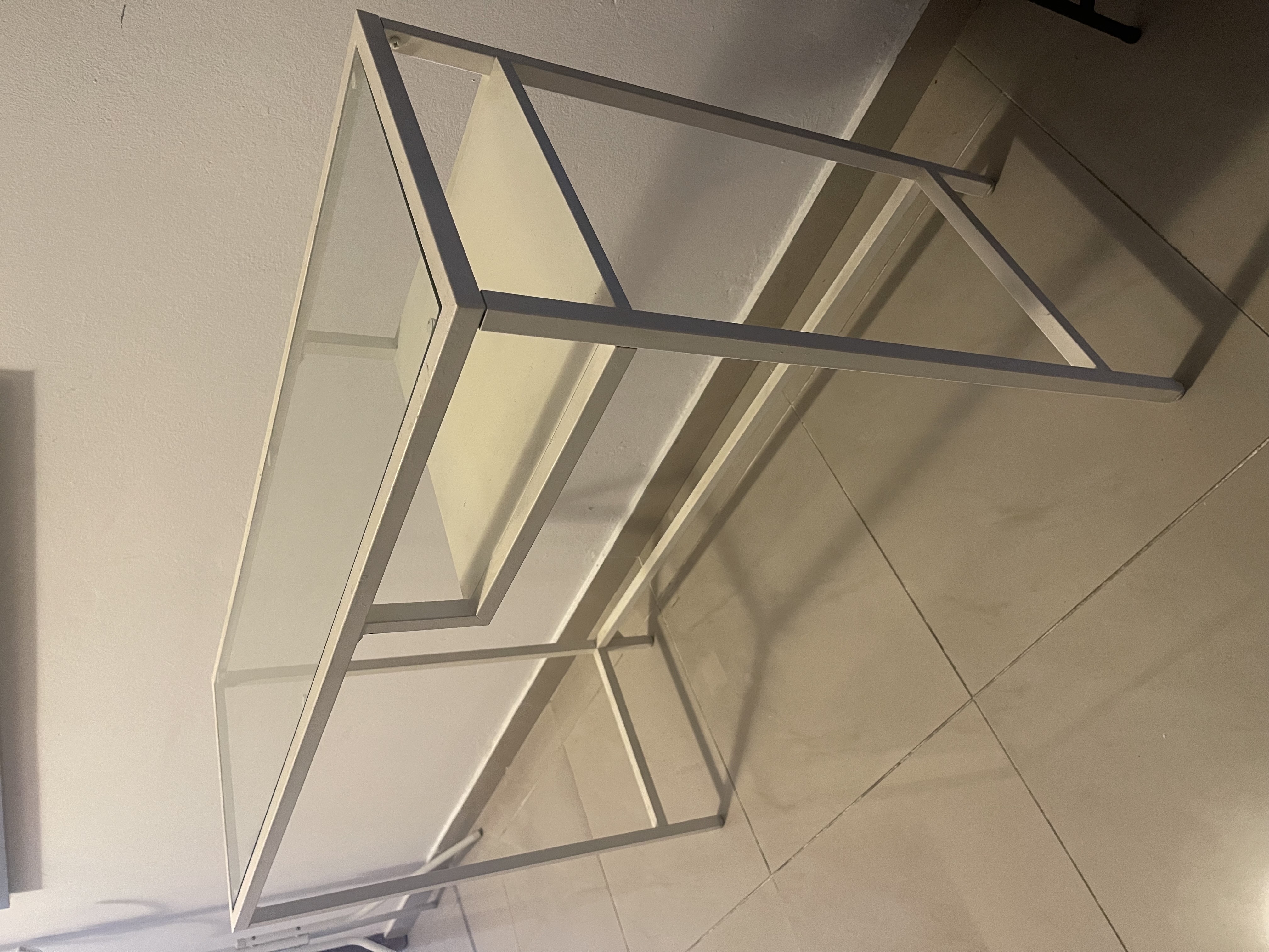 muebles y colchones - Mesa Blanca 