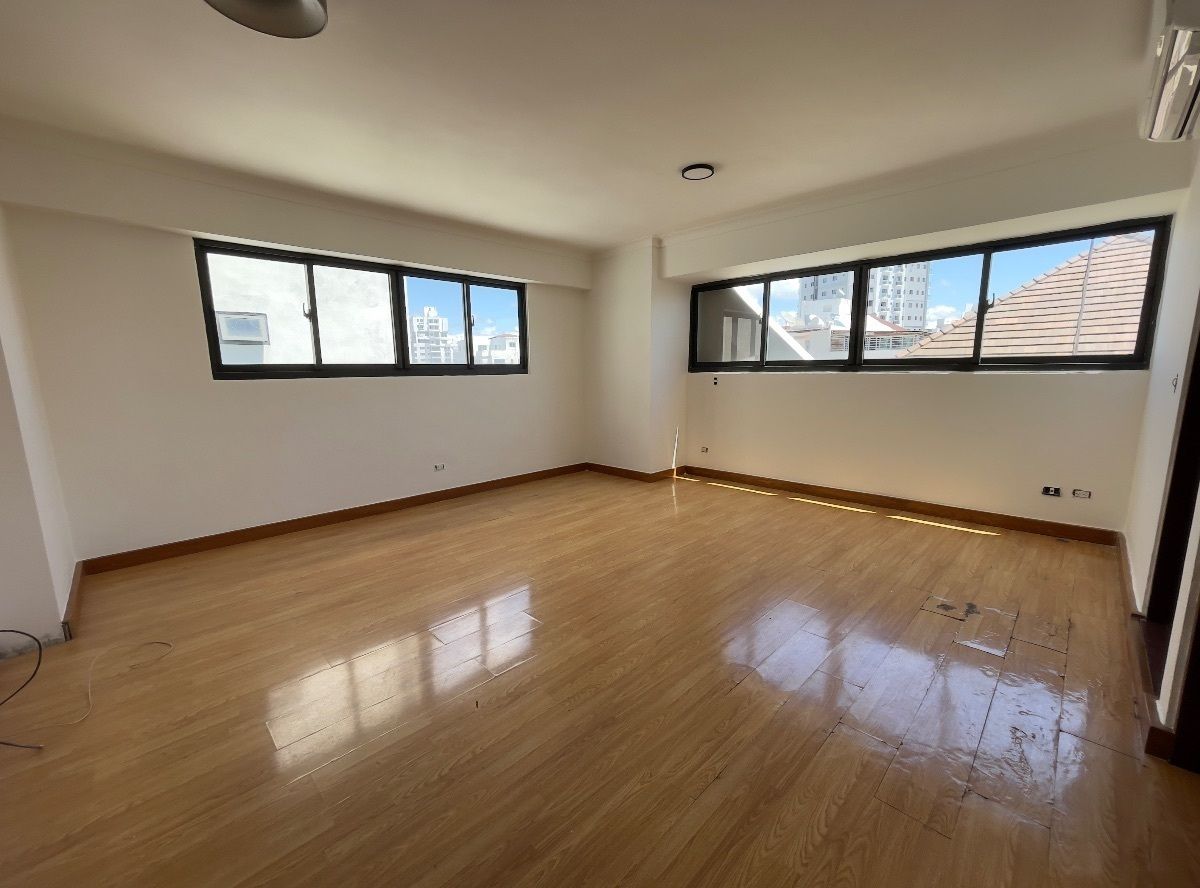 penthouses - Penthouse en naco de 3 habitaciones con terraza 4
