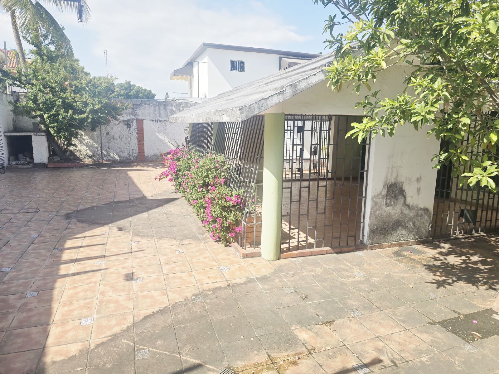 casas - Casa en Venta céntrica y comercial  4