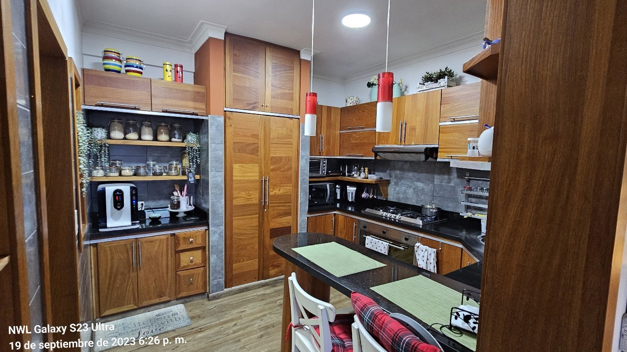 penthouses - Apartamento Penhouse de 3 niveles, Frente Mirador Sur (A,N), Distrito Nacional 4
