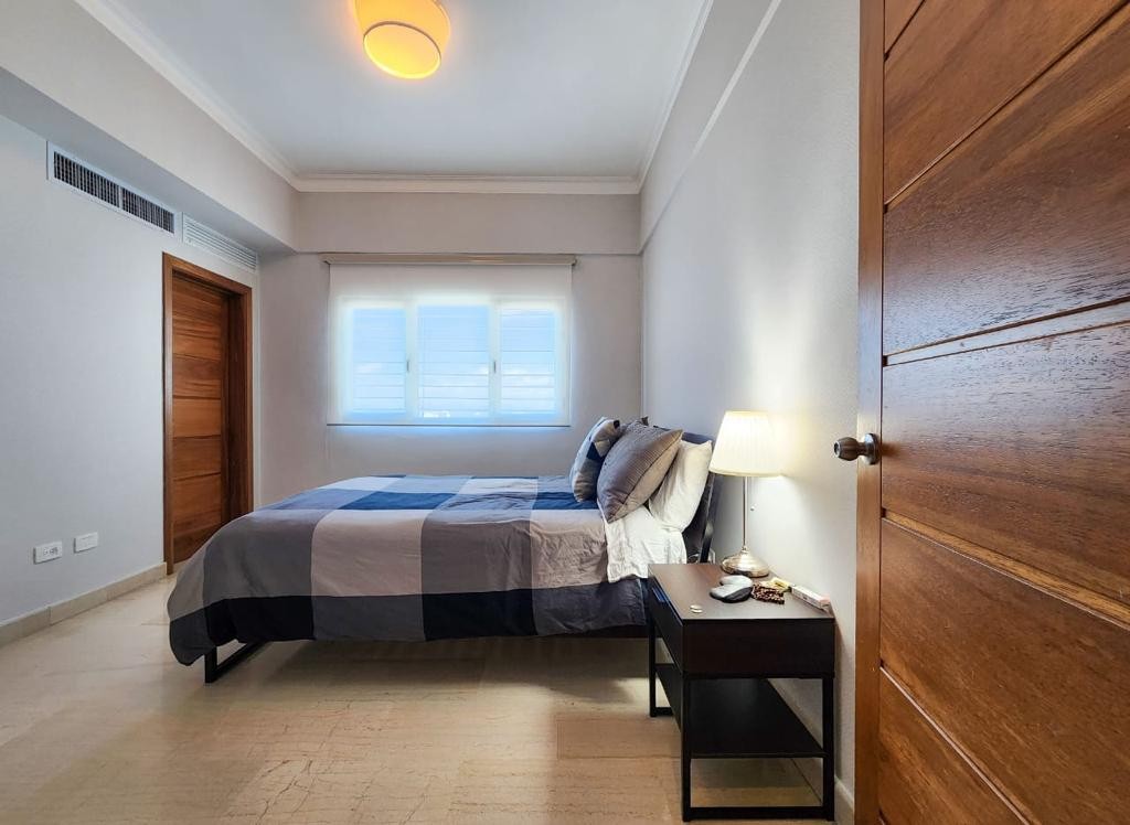 apartamentos - Apartamento en alquiler  Amueblado US$ 3,200 en Piantini Santo Domingo (D.N.). 3